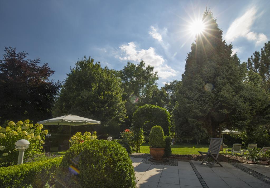 Hotel Zettler Günzburg Екстериор снимка