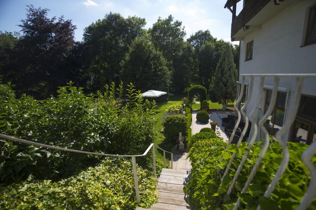 Hotel Zettler Günzburg Екстериор снимка