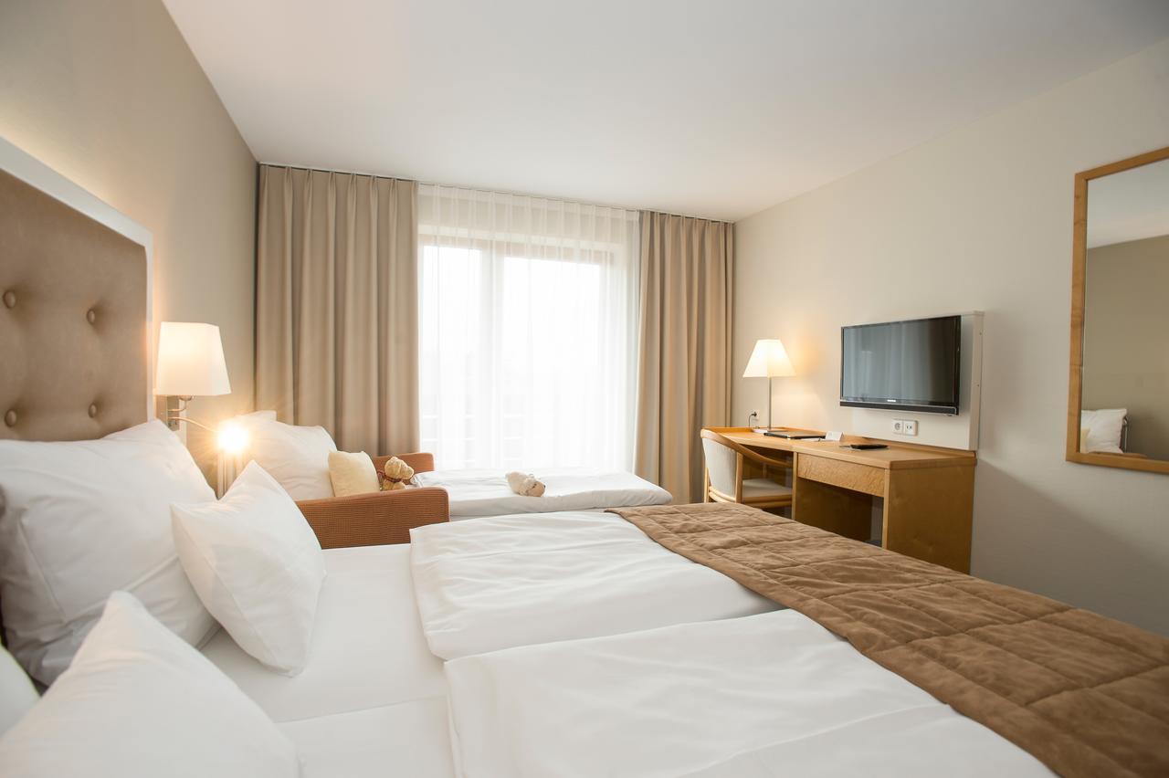 Hotel Zettler Günzburg Екстериор снимка