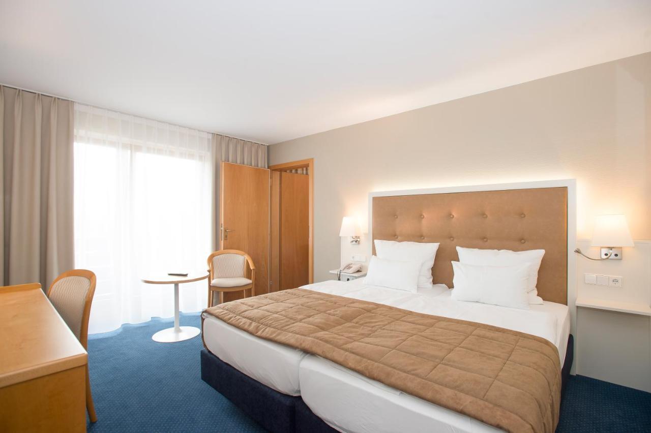 Hotel Zettler Günzburg Екстериор снимка